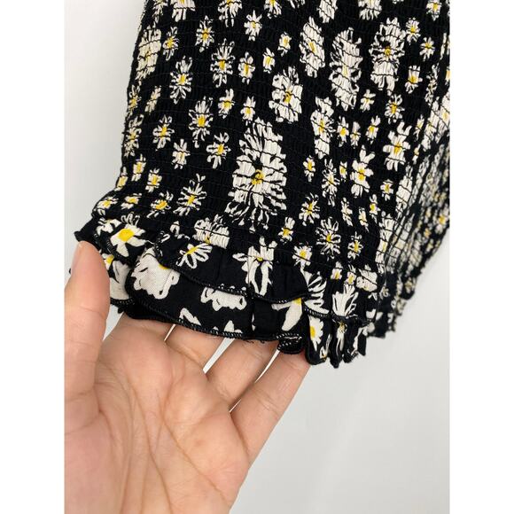 Patrons of Peace Womens Black Floral Smocked Crop Tank Top NEW Small - Picture 4 of 10